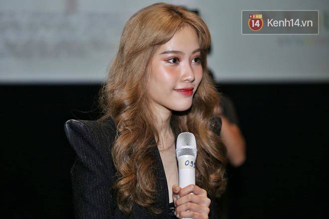 Chẳng cần phải mở lời, Nam Em vẫn khiến người ta chết điếng với kiểu makeup đạt điểm âm vô cực-6