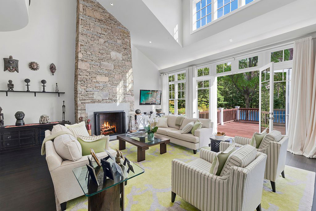 Có gì trong biệt thự của con trai tổng thống Mỹ đình đám trên các mặt báo-4