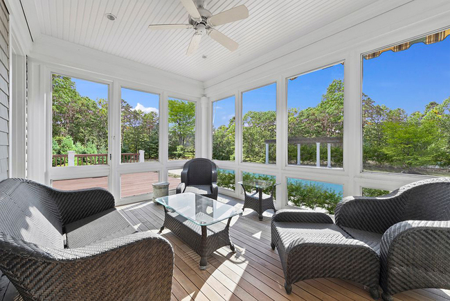 Có gì trong biệt thự của con trai tổng thống Mỹ đình đám trên các mặt báo-8