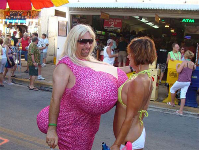 Bắt gặp hình ảnh siêu dị trong siêu thị ngày cuối tuần-1