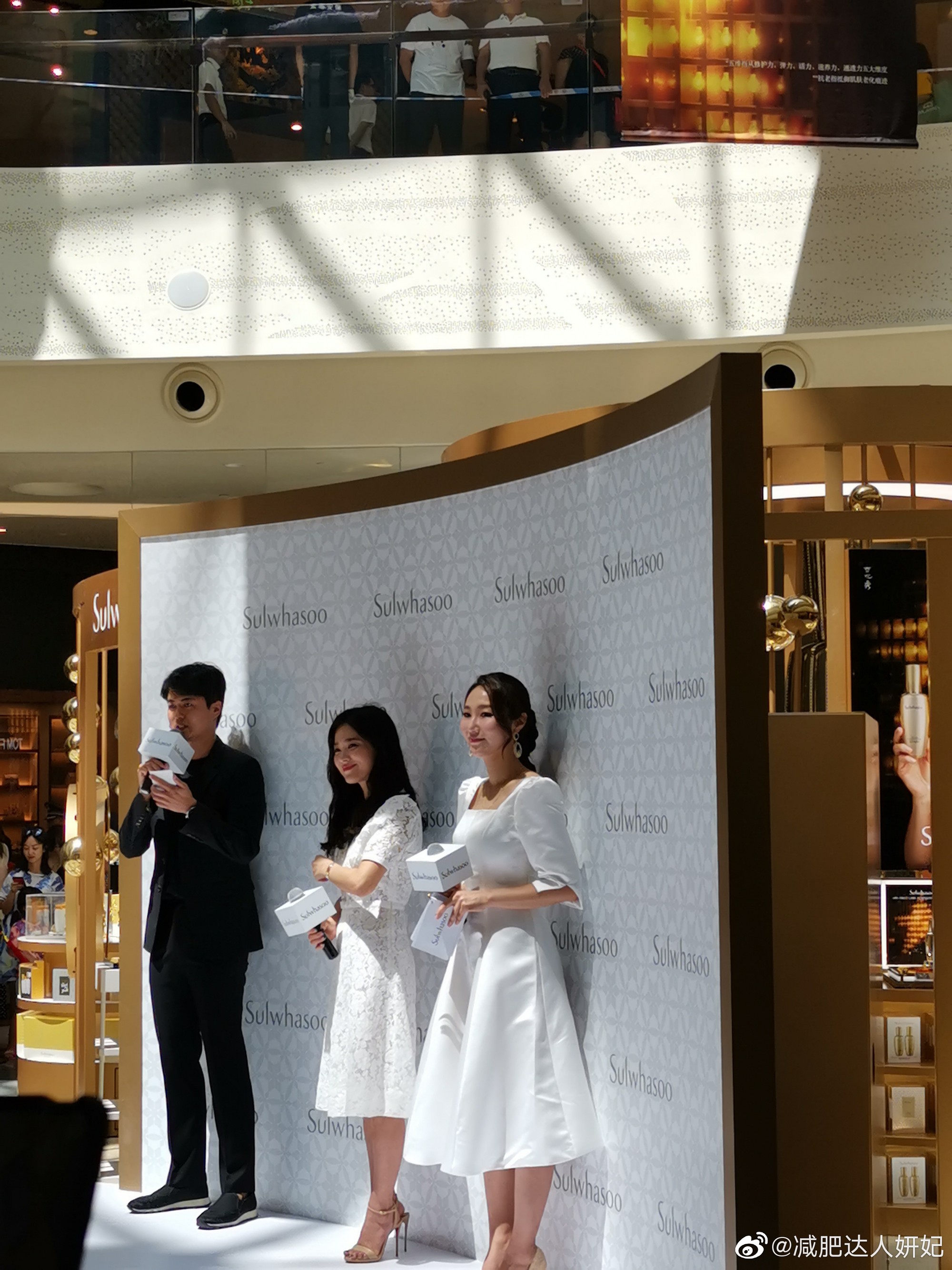 HOT: Song Hye Kyo lần đầu lộ diện sau vụ ly hôn ngàn tỷ, nhan sắc cực phẩm nhưng lại tiều tụy đến xót xa-7