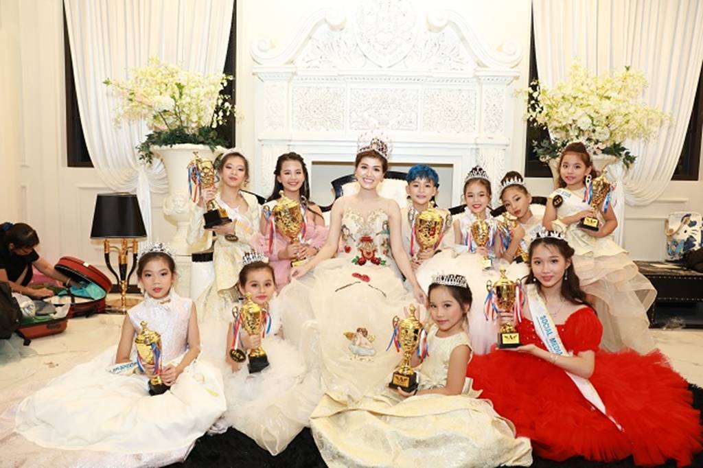 Hoa hậu quê Vũng Tàu hóa mỹ nhân cổ trang xuất hiện bên chồng đại gia-12