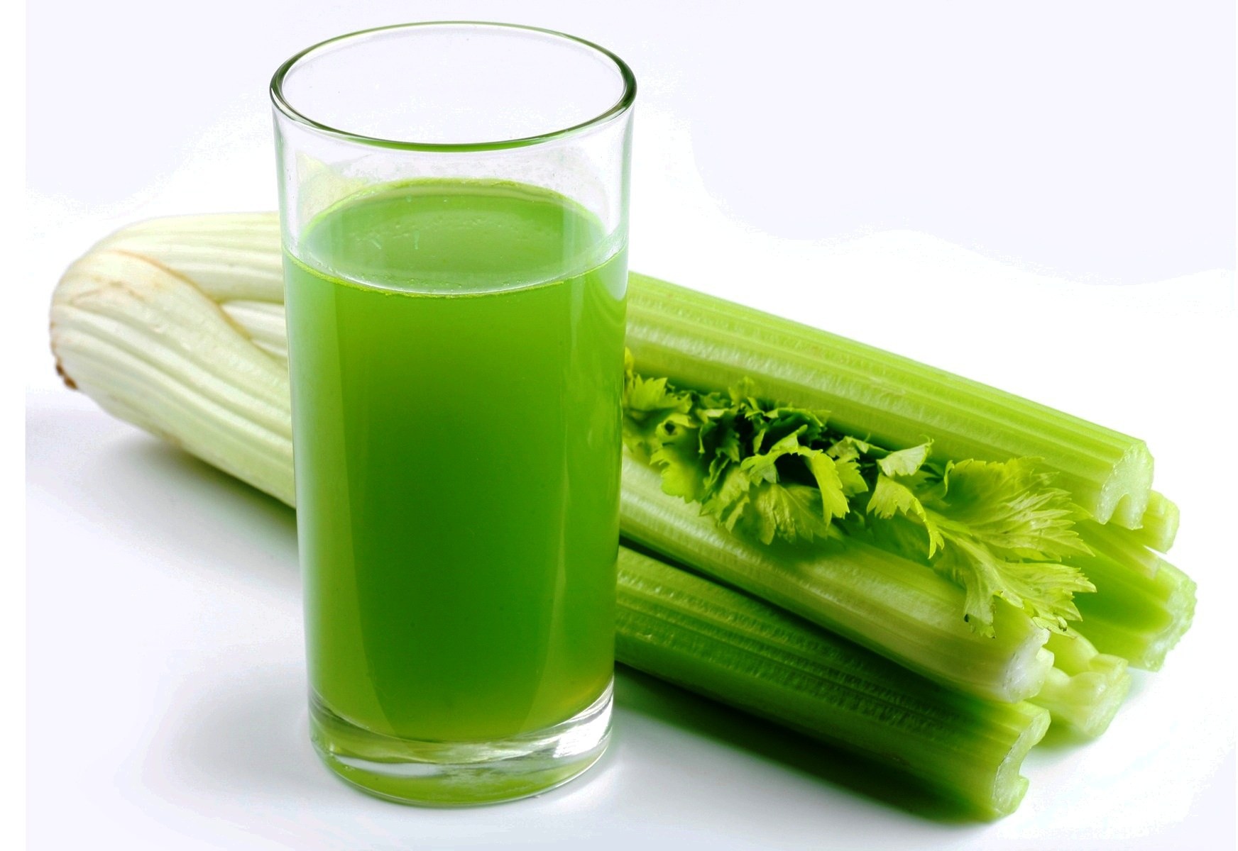 Sáng uống nước cần tây, tối uống thêm 1 cốc nước này thì mỡ không có cửa mà tích tụ-1