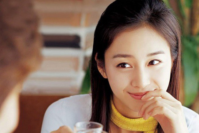 Mẹ chồng và câu chuyện nàng dâu nghèo đánh bại” em dâu giàu có, đầy vòng nhẫn kim cương bằng thứ trang sức không ngờ này-1