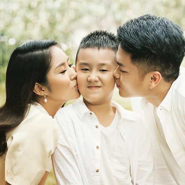 Chuyện tình chị - em showbiz Việt: Người viên mãn, kẻ đổ vỡ giữa chừng-5