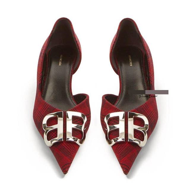 Mua hàng hiệu trăm triệu rồi cho vào bồn tắm, lý do gì khiến Lan Ngọc chơi trội thế này?-8