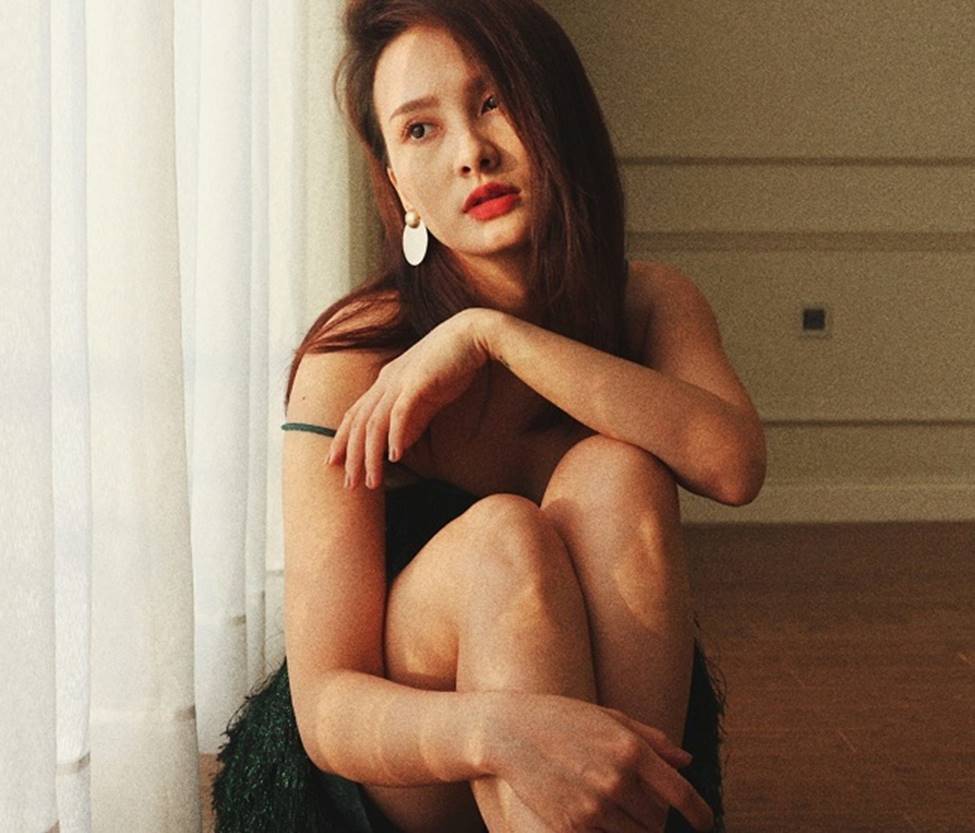 Đọ vẻ gợi cảm của Bảo Thanh và tình địch phim Về nhà đi con với váy áo sexy-8