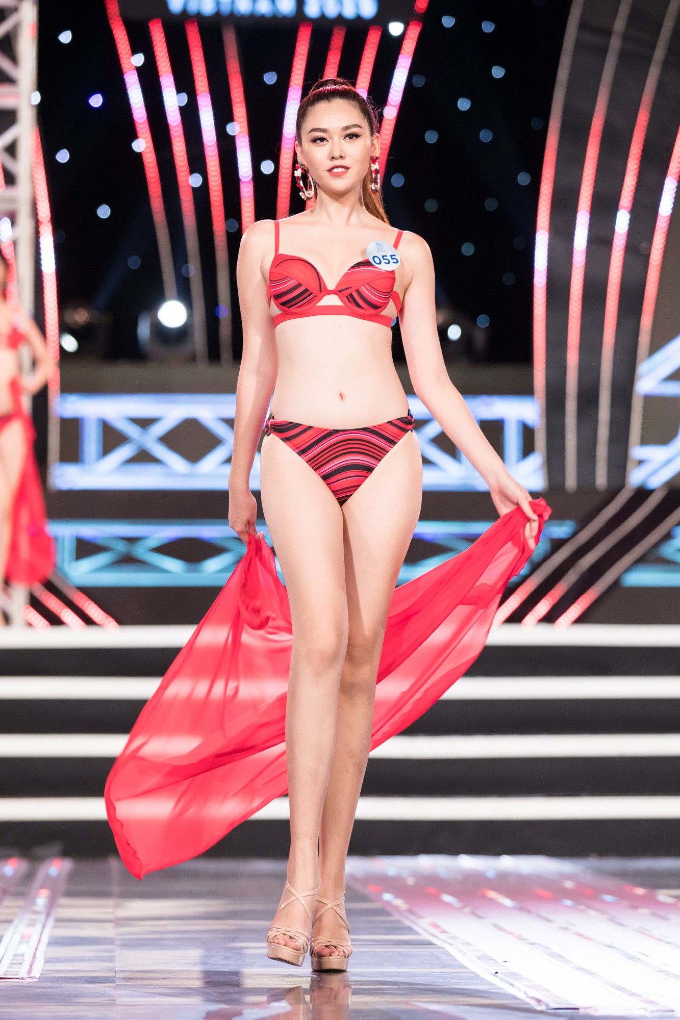 Soi nhan sắc 20 cô gái phía Bắc vừa lọt Chung kết Miss World VN: Thí sinh mặt đẹp nhất lại lộ vóc dáng đô con, thiếu đường cong-2