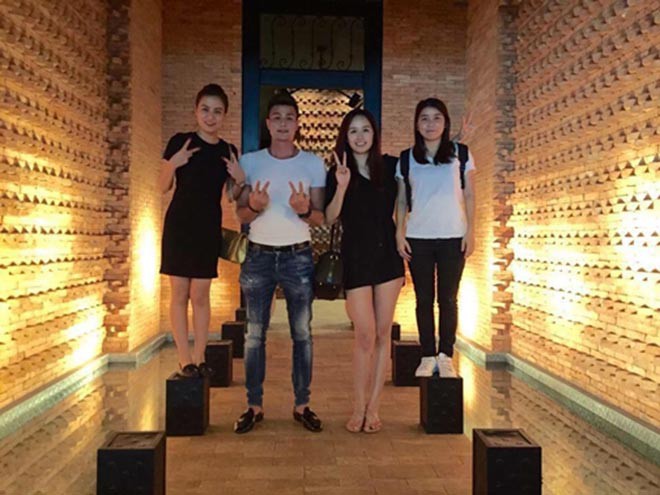 Nữ ca sĩ nổi tiếng, gợi cảm nhưng bị dìm hàng nhiều nhất showbiz Việt-7