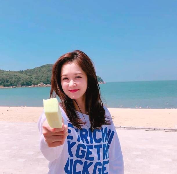 Jang Nara thánh hack tuổi đỉnh cao, U40 mà nhìn như gái 18-1