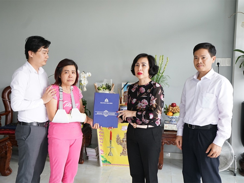 Chuyện thật như đùa: 150 năm sau khi tốt nghiệp, 7 nữ sinh mới được cấp bằng đại học-3