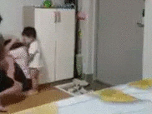 Cô dâu Việt bị chồng Hàn bạo hành: Anh ta đánh em như bao cát-3