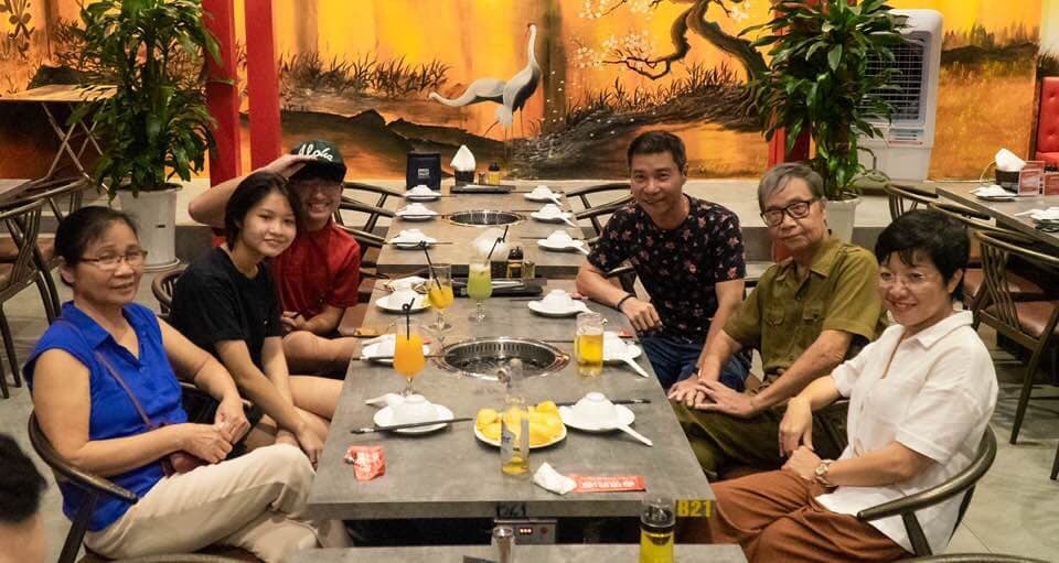 MC Thảo Vân khóc như mưa khi bố mẹ Công Lý đến thăm sau khi ly hôn-6