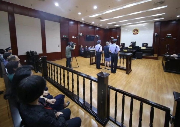 Cãi vã vì mâu thuẫn, chồng giết vợ rồi giấu xác trong tủ lạnh suốt hơn 3 tháng, lấy tiền nạn nhân đi du lịch cùng người phụ nữ khác-5