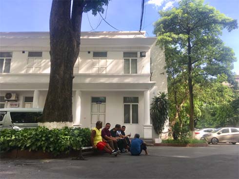 Con trai lớn 5 tuổi mắc bệnh tim, đứa bé 1 tuổi liệt tứ chi, người mẹ nuốt nước mắt cầu xin một cơ hội để cứu con-10