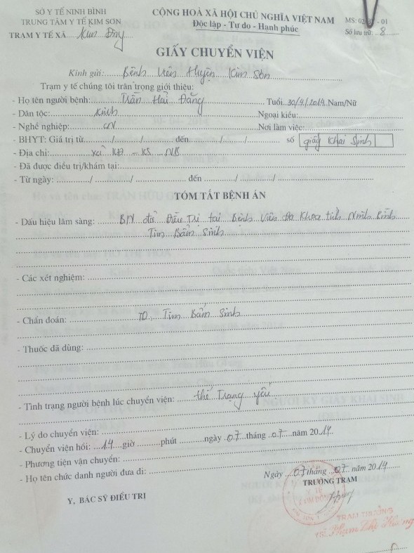 Con trai lớn 5 tuổi mắc bệnh tim, đứa bé 1 tuổi liệt tứ chi, người mẹ nuốt nước mắt cầu xin một cơ hội để cứu con-2