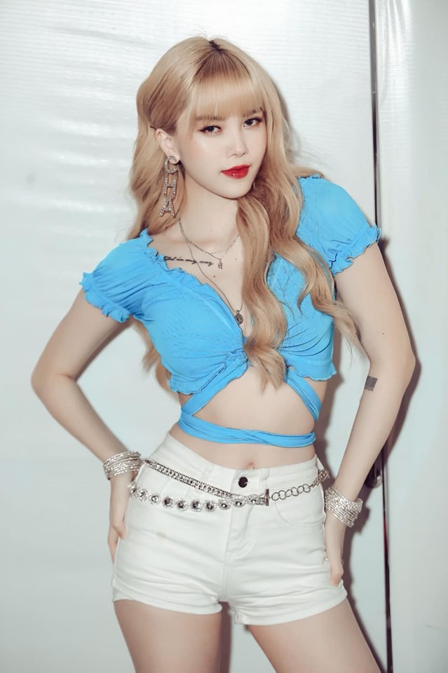 Cận cảnh thân hình sexy khiến người khác ghen tỵ của bạn gái Sơn Tùng MTP-6