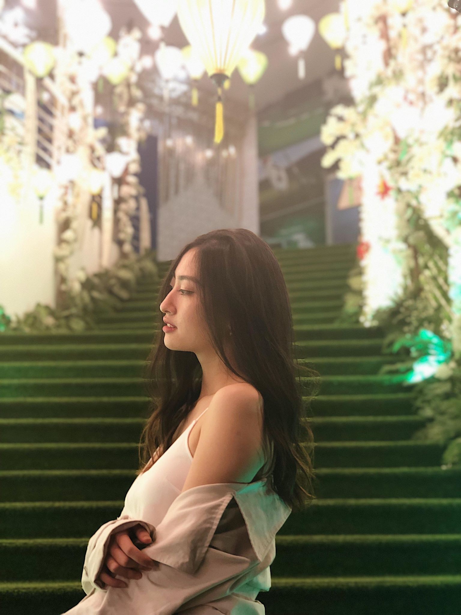 Nữ sinh Ngoại thương là ứng viên nặng ký của vương miện Hoa hậu thế giới Việt Nam 2019: IELTS 7.5, thành viên đội tuyển HSG Quốc gia tiếng Anh-2