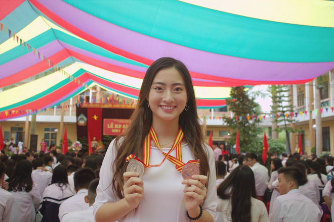 Nữ sinh Ngoại thương là ứng viên nặng ký của vương miện Hoa hậu thế giới Việt Nam 2019: IELTS 7.5, thành viên đội tuyển HSG Quốc gia tiếng Anh-6