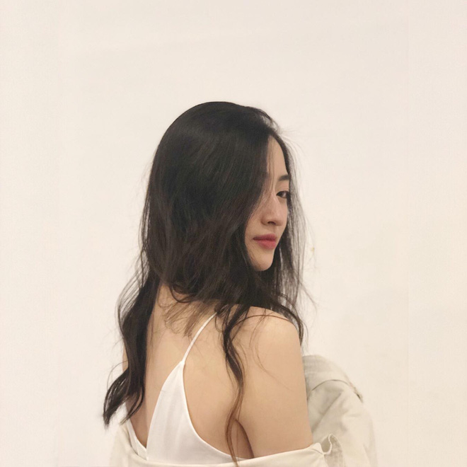 Nữ sinh Ngoại thương là ứng viên nặng ký của vương miện Hoa hậu thế giới Việt Nam 2019: IELTS 7.5, thành viên đội tuyển HSG Quốc gia tiếng Anh-7