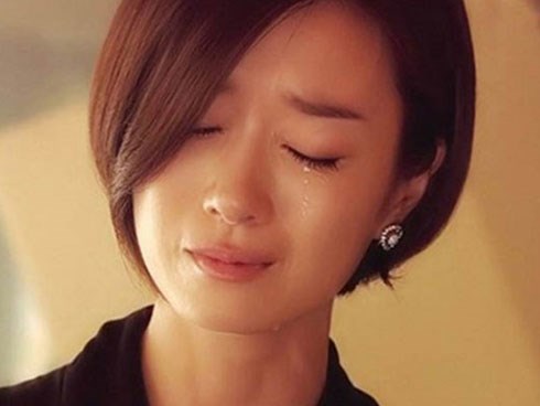 Bỗng dưng mất trắng mấy chục triệu cho mẹ chồng ghê gớm và em chồng sĩ diện, nàng dâu ấm ức không biết phải làm sao