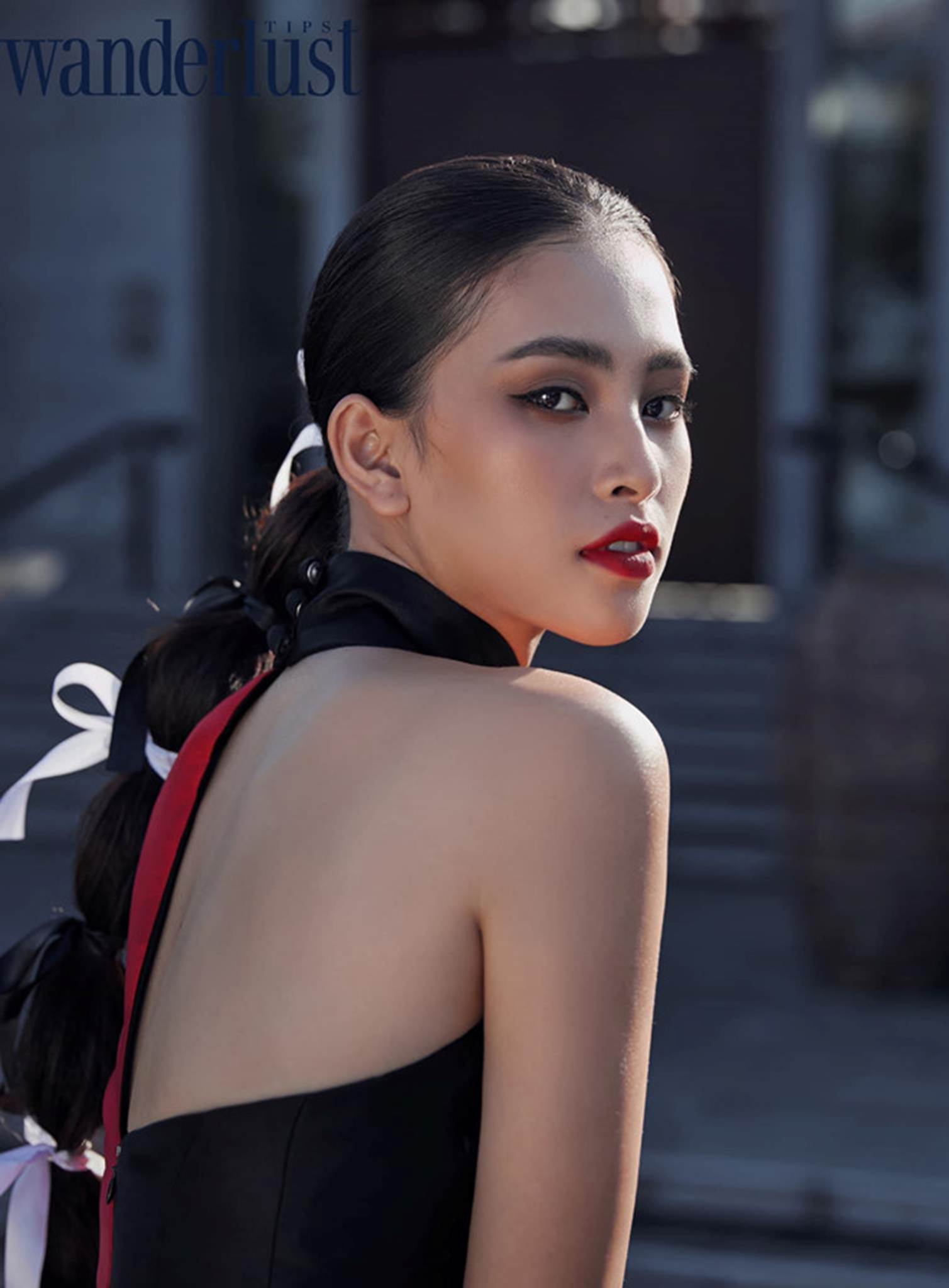 Hoa hậu Tiểu Vy ngày càng gợi cảm, táo bạo ở tuổi 19-6