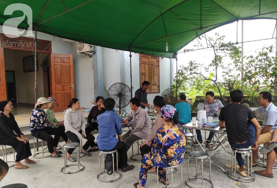 Tiếng khóc xé lòng trong ngôi nhà 3 đứa trẻ bị đuối nước: Tụi nó còn chưa kịp ăn bữa cơm chiều với bố mẹ-4