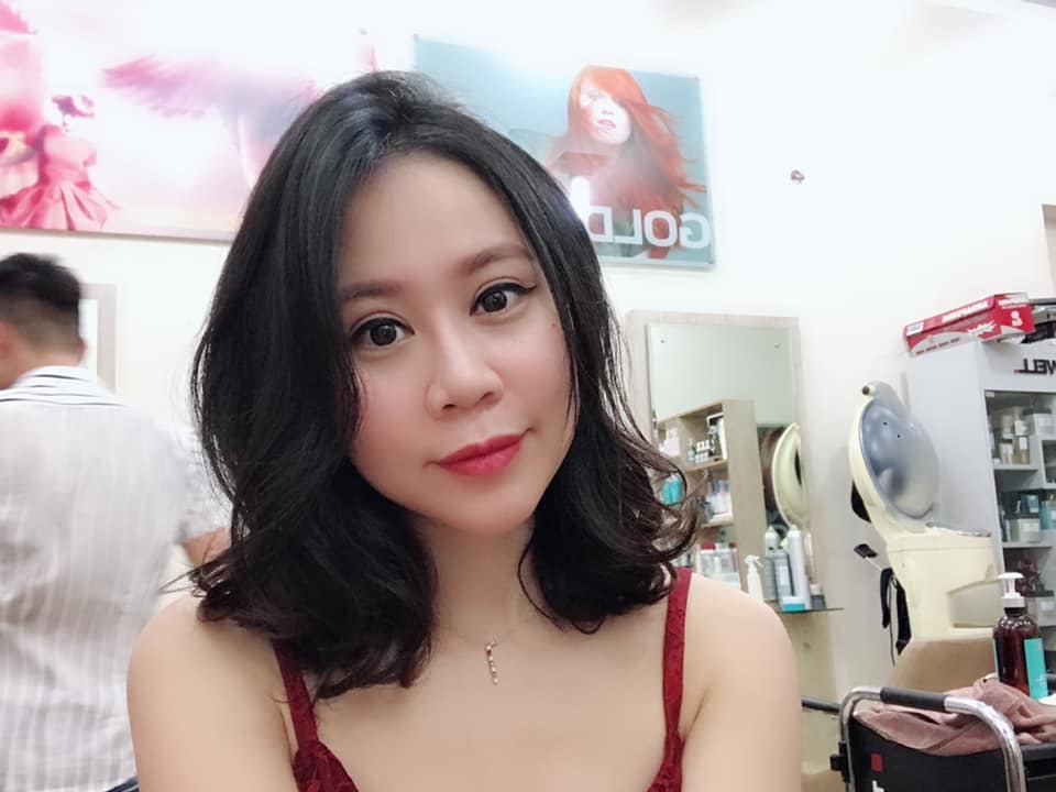 Từng bị chê về nhan sắc, vợ Quốc Về nhà đi con ngày càng đẹp ra-5