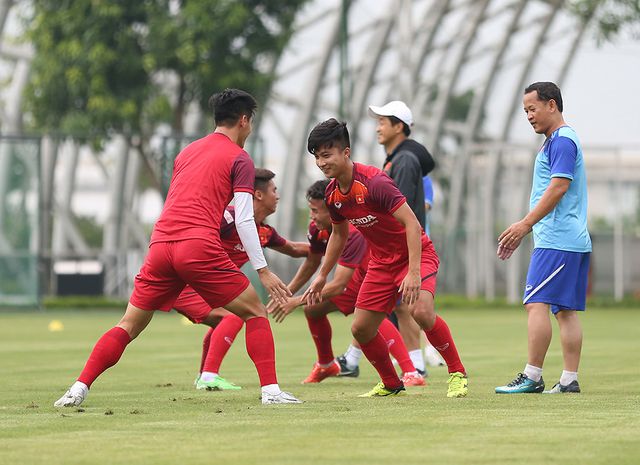 Tiền vệ Việt kiều Martin Lo quyết ghi điểm với HLV Park Hang Seo-1