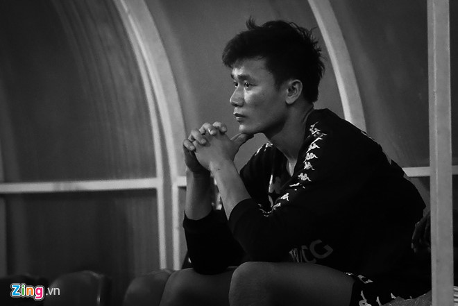 Những thủ thành U23 Việt Nam đang mài quần trên ghế dự bị-1