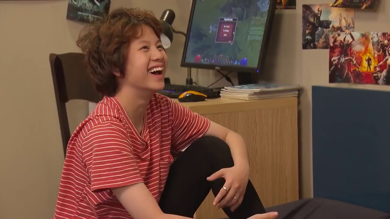 Không sexy, Ánh Dương Về nhà đi con ngoài đời vẫn làm fan nữ đổ rạp-1