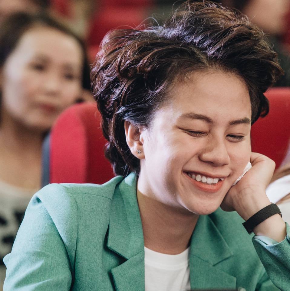 Không sexy, Ánh Dương Về nhà đi con ngoài đời vẫn làm fan nữ đổ rạp-13