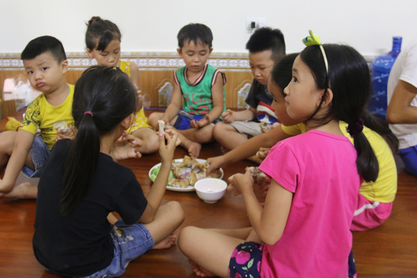 Cơ ngơi 3 tầng nhà bà Tân Vlog ở Bắc Giang-16