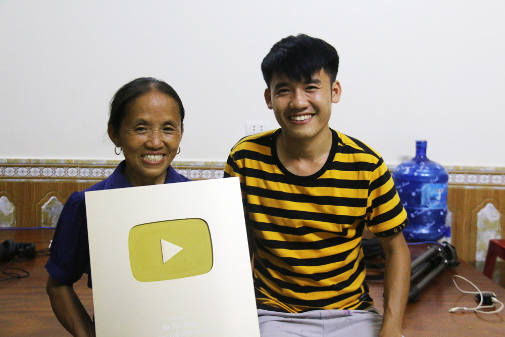 Cơ ngơi 3 tầng nhà bà Tân Vlog ở Bắc Giang-18