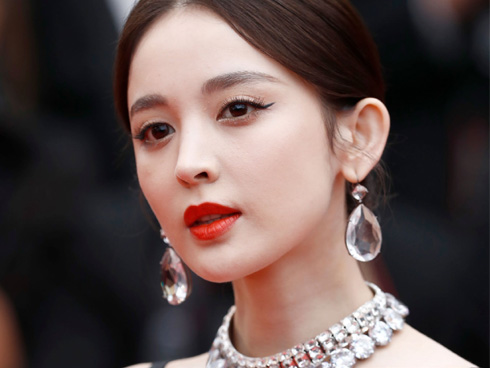 Tướng phụ nữ hồng nhan bạc phận: Trời ban xinh đẹp- thông minh có thừa mà lận đận đủ đường-2