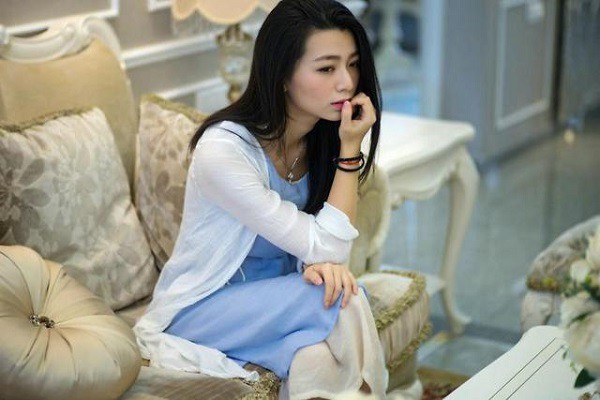 Yêu cầu ly hôn và đền bù cho cô vợ mãi không đẻ 3 tỷ, ngờ đâu vài tháng sau bế thành quả với bồ trên tay anh chồng tái hết mặt-1