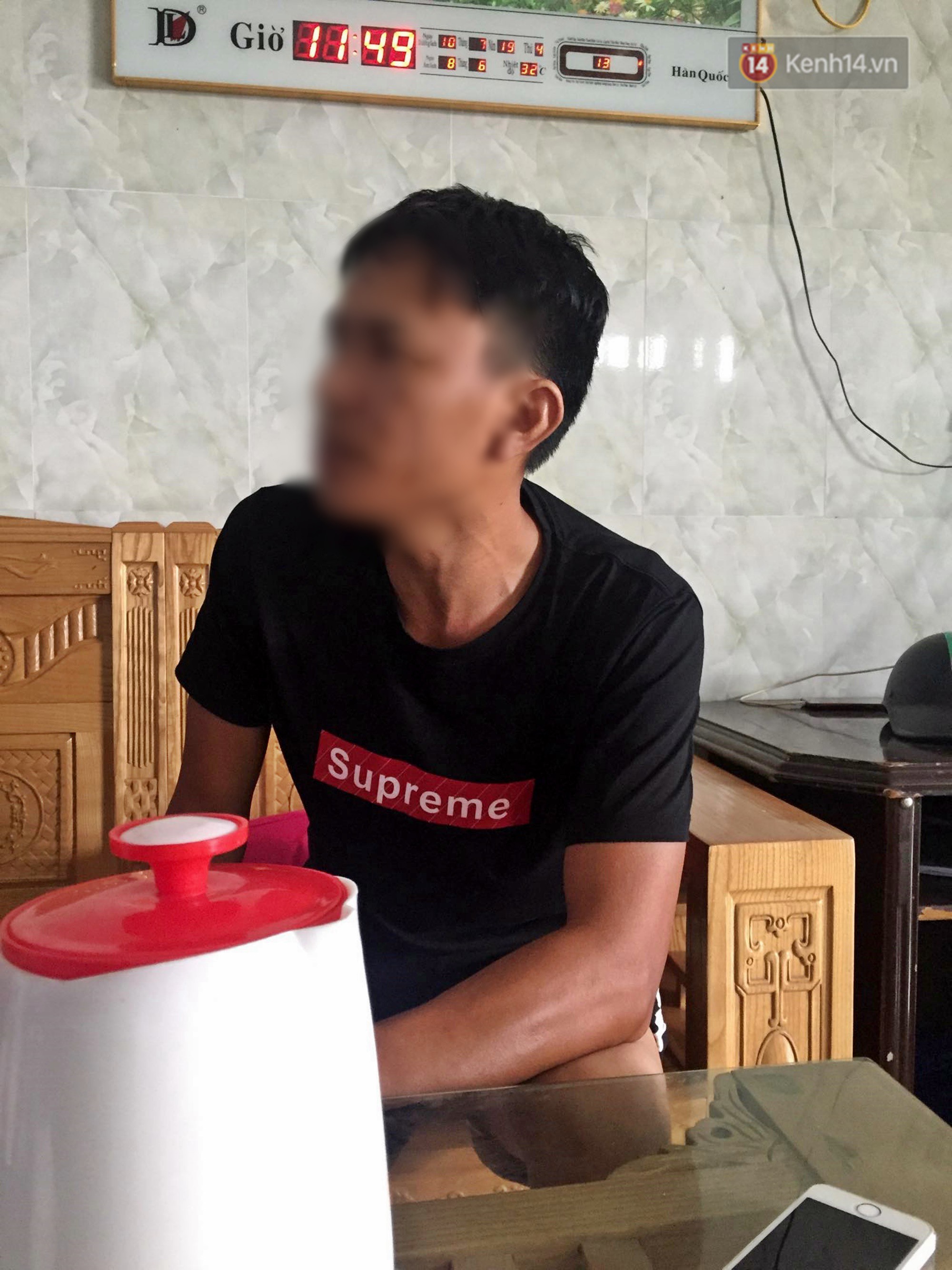 Bố thiếu niên lái xe máy tông CSGT ở Hải Phòng: Xem video tôi cứ nghĩ con trai đã chết rồi-2