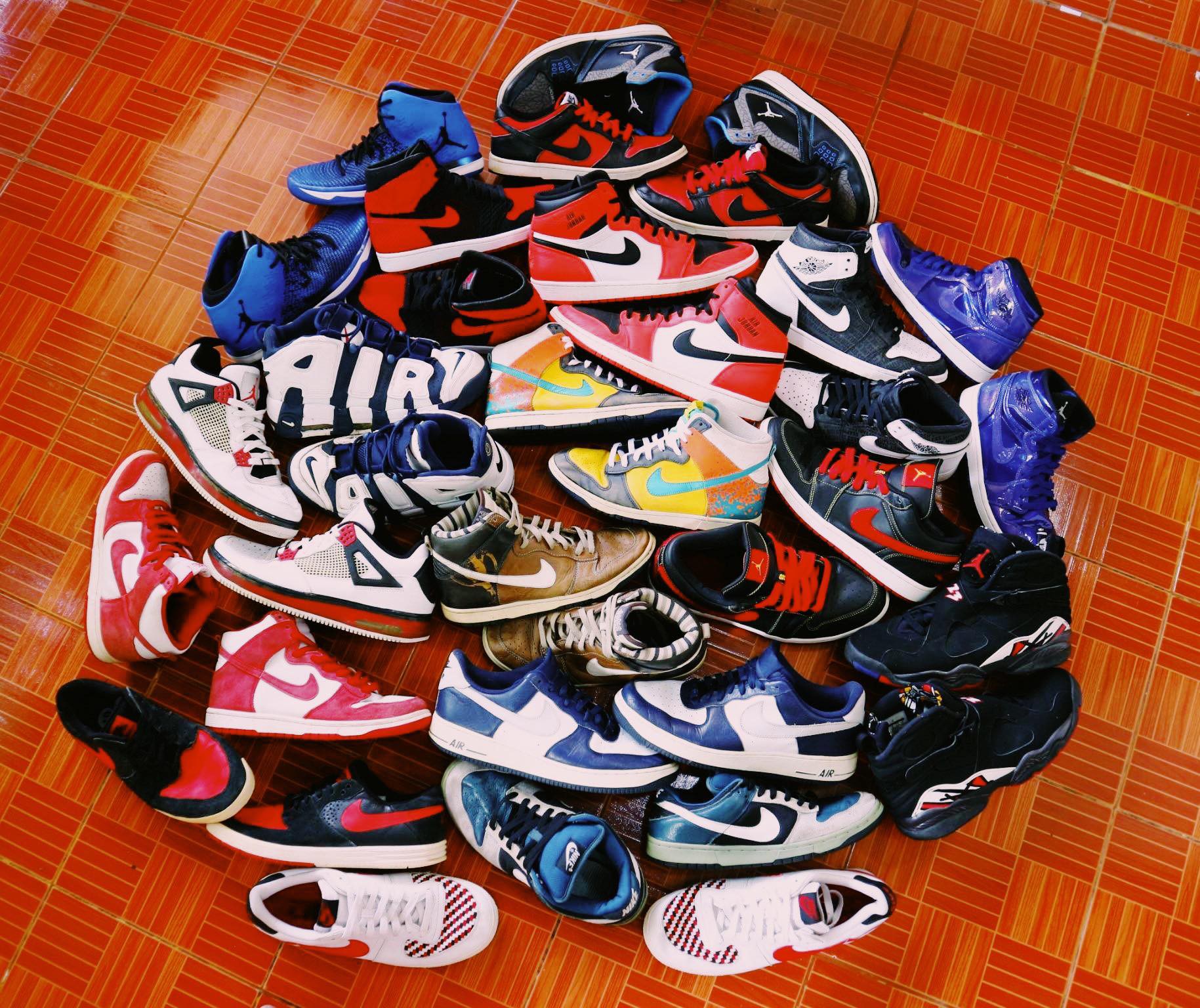 Thời buổi mua sắm theo... cân: Từ giày dép, quần áo, đồ ăn cho đến cả bát đĩa, đồ chơi!-3