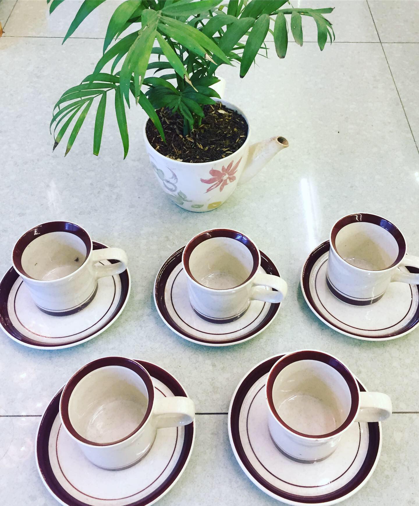 Thời buổi mua sắm theo... cân: Từ giày dép, quần áo, đồ ăn cho đến cả bát đĩa, đồ chơi!-7