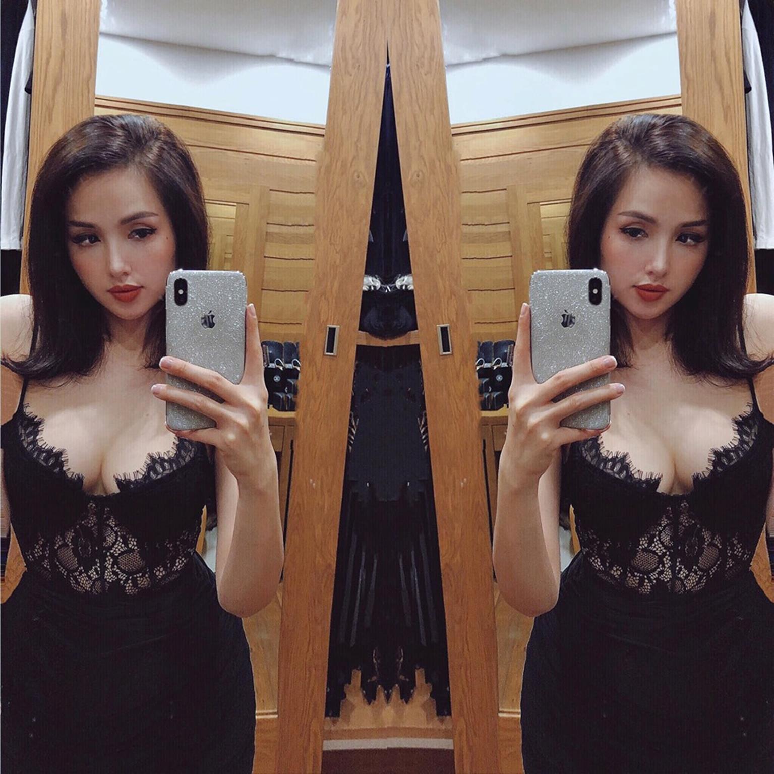 Cựu hot girl Tâm Tít mặc bikini gợi cảm dáng chữ S, fan xuýt xoa-4