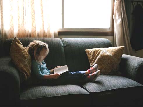 Sai lầm khi cha mẹ âu yếm, vỗ về con sau những trận đòn roi-2