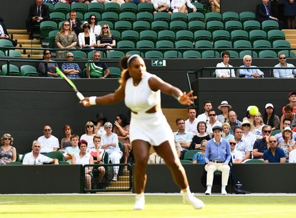 Mới làm dâu hoàng gia đã tỏ thái độ chảnh chọe, Meghan Markle còn phải chạy dài mới theo kịp chị đại Kate, đẳng cấp là phải thế này đây-1