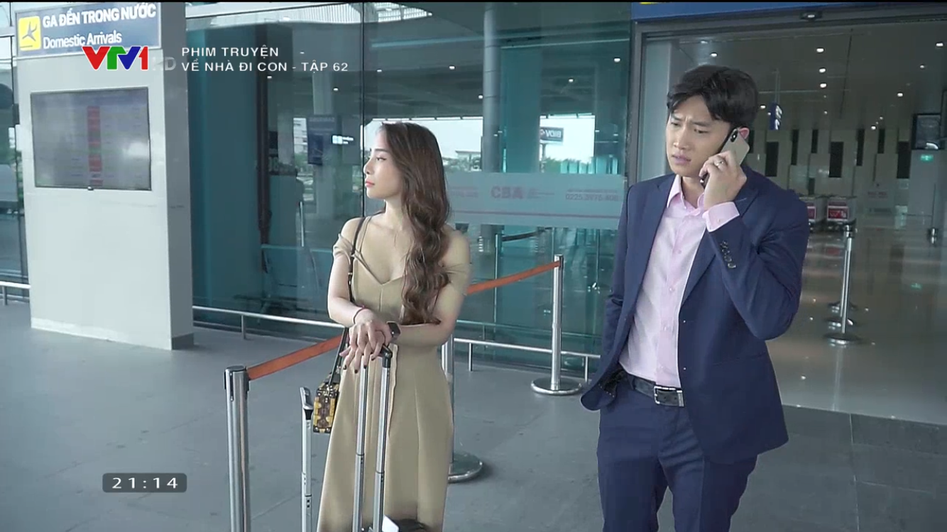 Về nhà đi con: Nhã hụt hẫng nhìn Vũ chạy như bay về bên Thư, tình tiết phim bỗng đảo chiều ngoạn mục!-2