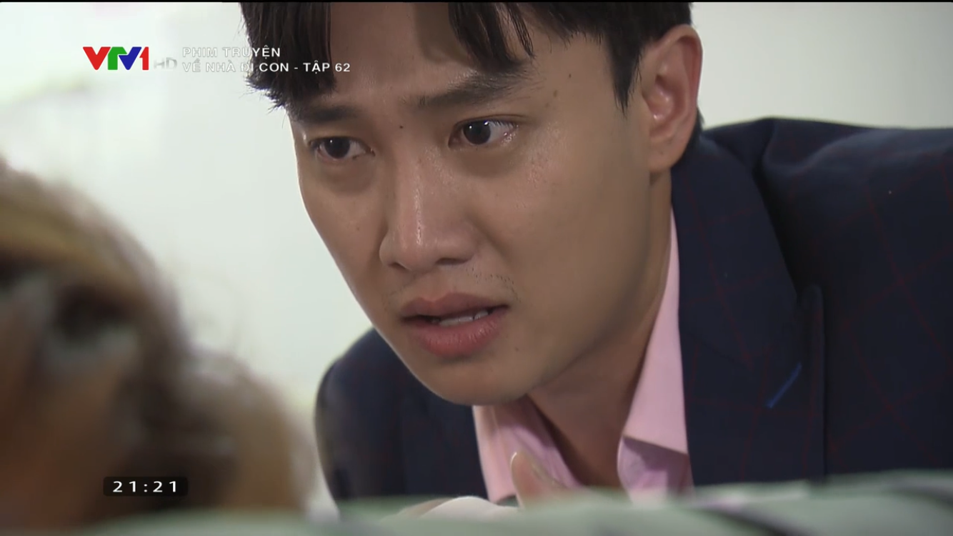 Về nhà đi con: Nhã hụt hẫng nhìn Vũ chạy như bay về bên Thư, tình tiết phim bỗng đảo chiều ngoạn mục!-9