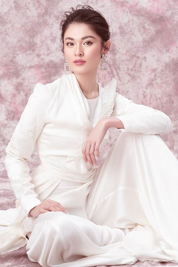 Nhan sắc ngày càng ngọt ngào, gợi cảm của Á hậu Thuỳ Dung ở tuổi 23-5