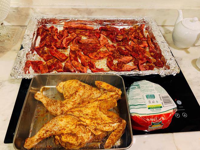 Mì tôm nhà người ta và của chồng Phan Như Thảo nấu cho vợ sao khác một trời một vực!-15