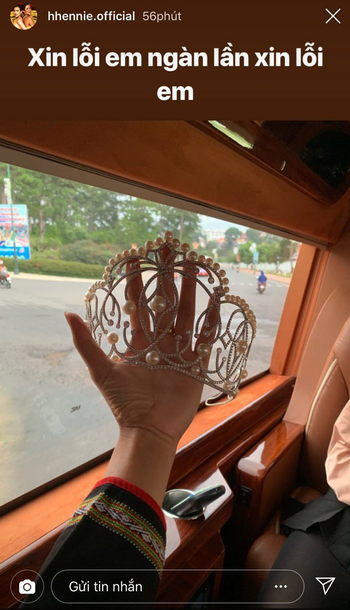 Dân tình thót tim khi thấy H’Hen Niê làm gãy vương miện gần 3 tỷ đồng-1