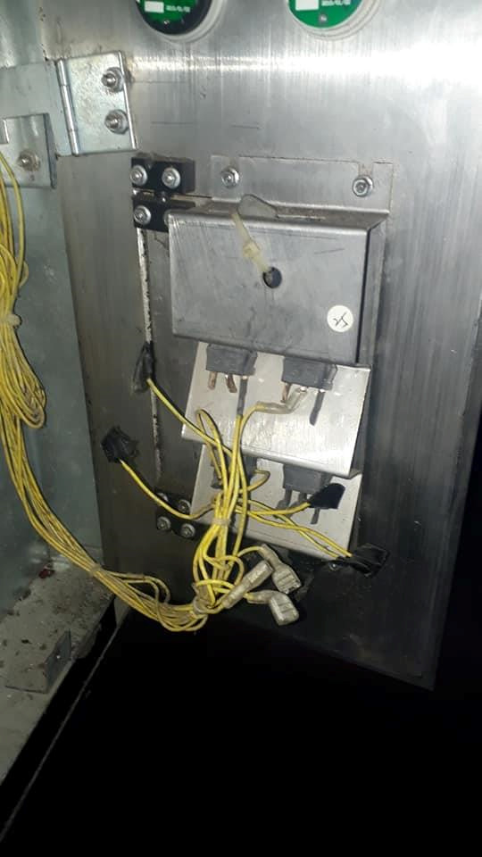 Người đàn ông Hàn Quốc đạp hỏng thang máy chung cư đã bồi thường-1