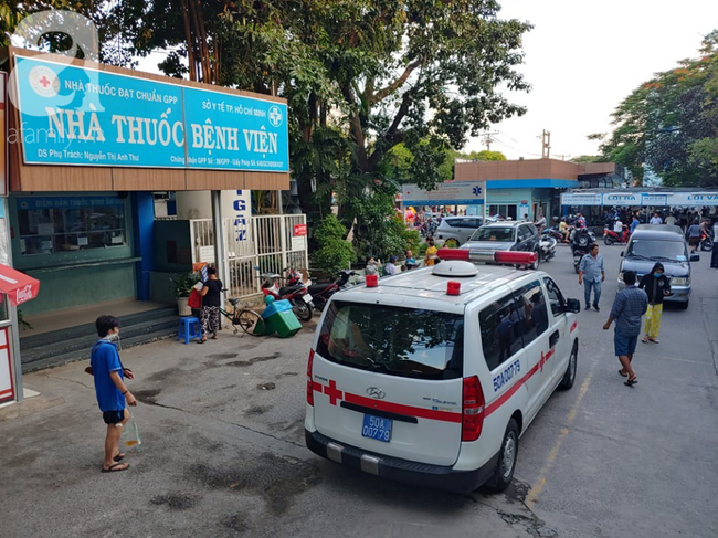 Lời kể của tài xế bị cắt cổ cướp hết tài sản ở Bình Dương: Lúc đó có nhiều người chứng kiến nhưng không ai dám lại gần-7