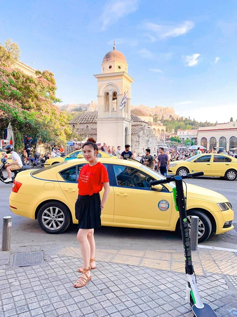 Đến mòn con mắt với nét hấp dẫn của 2 mỹ nhân mê đẻ showbiz Việt-12